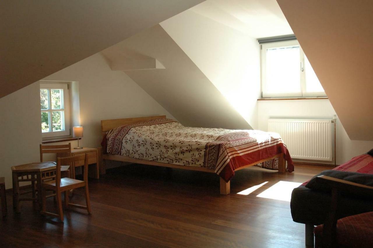 Ruhige, Grosse Ferienwohnung Am Muehlberg, Stadtrand Wien Eksteriør bilde